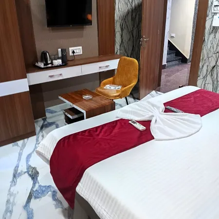 Hotel Bhagirathi Palace