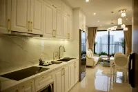 Hera Luxury Apartmant  - View Excellence Các khách sạn gần Trường Đại học Khoa học Xã hội và Nhân văn - ĐHQG TP.HCM