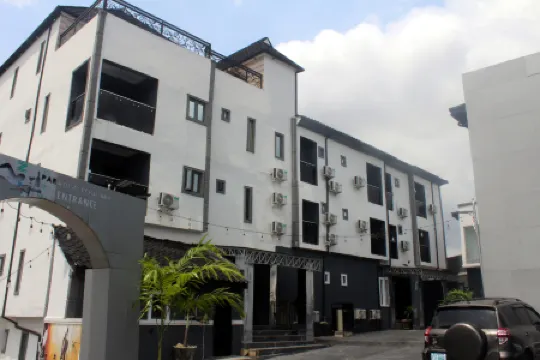 Mountaintop Suite and Apartment