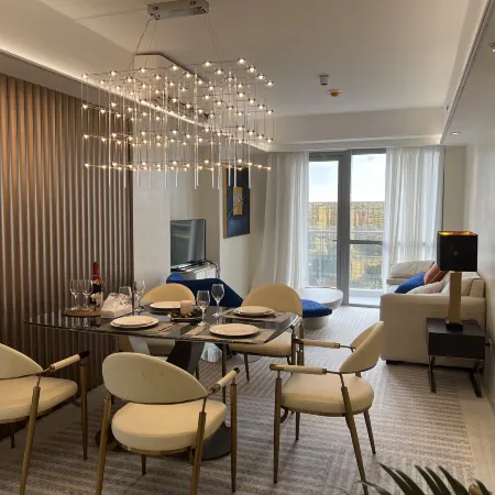 Lux Penhouse 2BR Cross City of Dreams OKADA SOLAIRE MOA Airports