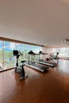 3BR Podomoro Apartment @Empire Tower 107 sqm² - Træningscentre