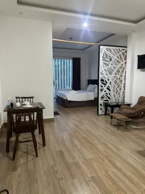 Full House Hotel & Apartment - Condos