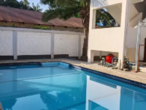 HUASHENG HOTEL Hoteles en Dar es-Salam