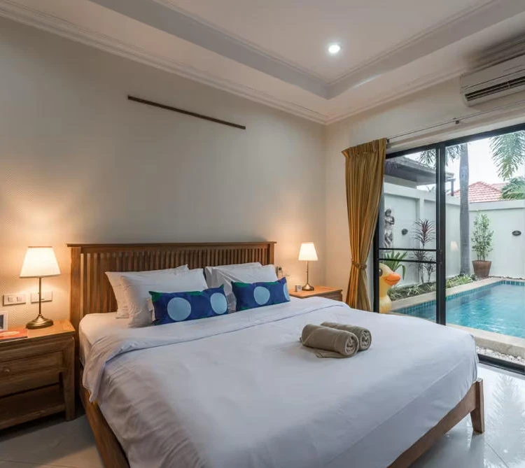 รูปภาพของเอเอ็นบีพูลวิลล่า 3 ห้องนอน ใกล้หาดในพระตำหนัก