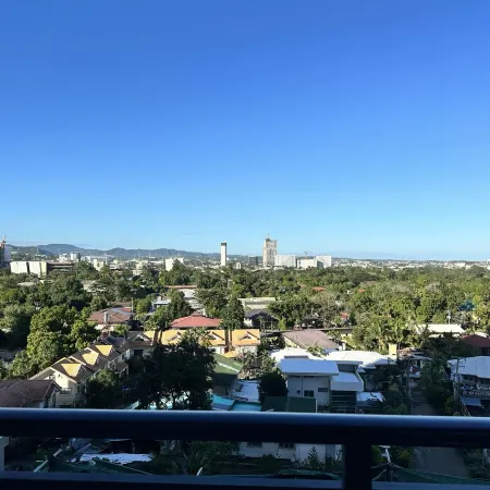 Benj’s Place 1-BR @ Grand Residences (Noble)