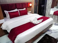 Hotel Bhagirathi Palace - parking
