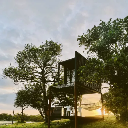 Freescape—Quiet Reset Lakeside & Lakeview