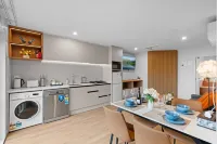 Sunshine Suites