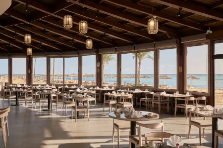 True Beach Resort Отели в г. Qesm Marsa Alam