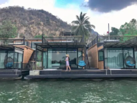 Blueskyraft Resort