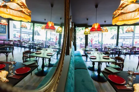 Logis Hôtel Le Glacier Отели в г. Оранж