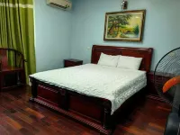 HEYI HOTEL Hotels in Tu Son