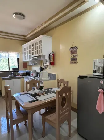 Nielo's Apartment (Door 5)