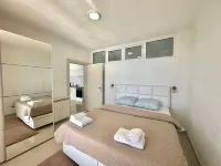 Calma Vista Apartments โรงแรมใน