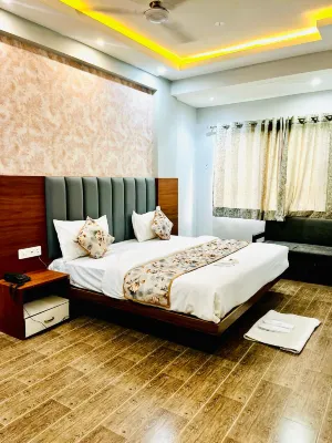 Hotel Stay Court