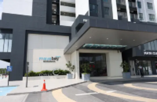 Maya Residence Fei Hong Spacious Family Stay Hotels near Cove Aerobar @ Discovery Park