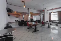 RedDoorz @ Achino Hotel Bandung