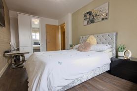 FIve Star Rated Condo