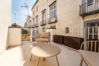Luxe Double Apt w/ Pano View, Terrace, City Centre - 新規開業