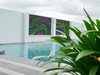 Elegent Stay Rawang by Bliss Stay Management - Pools