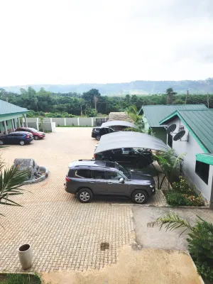 Tetra Jungle Hotel - parking