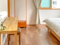 Korea BIG House Hotels near DEBEC Plaza