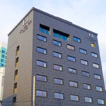 H AVENUE SONGJEONG Hotels near Songjeong Beach