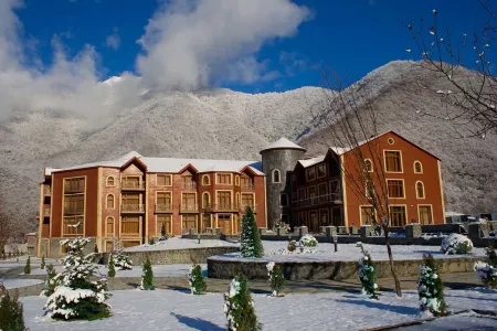 El Resort Hotel Отели в г. Кахи