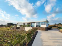 Window Lounge_poolvilla