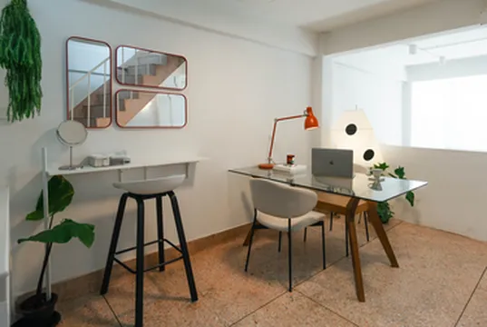 รูปภาพของnap in a blue moon