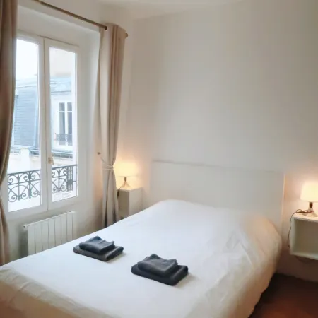 Spacious flat near Eiffel Tower Grenelle Отели рядом с достопримечательностью «16-й округ: Пасси»