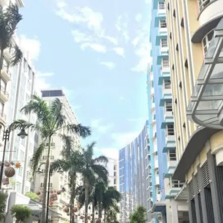 We Vibe Condo Stay at 101 Newport Blvd near the airport NAIA 3