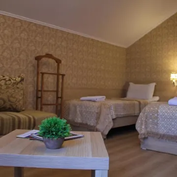 Lavitor hotel Hotels near Aikol Manas Statue