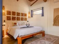 HAMA Villa With Private Pool - parking