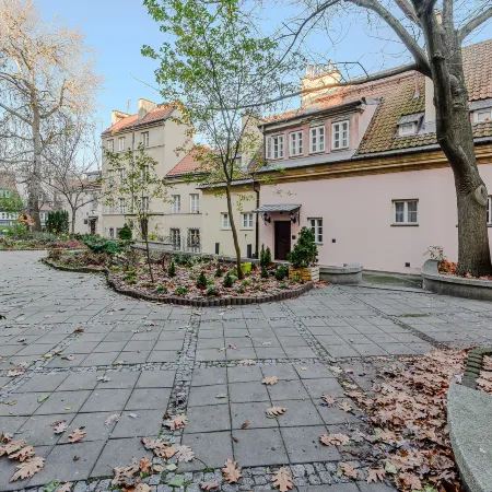 Lumina 3-room apart near the Royal Castle