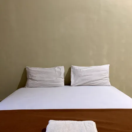 Hotel O Athirah Kost Near Permandian Wisata Istana Mappala Hotels in Gowa