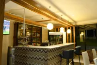 Lifestyle Boutique Hotel - بار