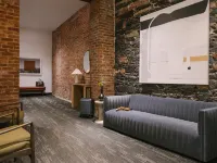 Nester Finn Square Victoria Hotels near Quartier des Spectacles