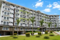 Condo Just 2 Minutes from Mactan-Cebu International Airport - Homestays