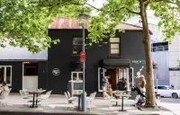 3-bedroom house for 9 people Close to Darling Harbour and Fish Market - New
