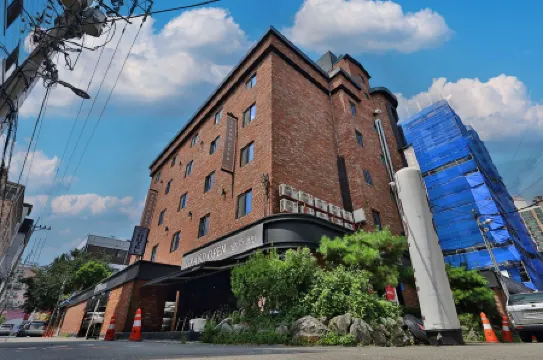 NO25 Отели рядом с достопримечательностью «IT Inha University College of Engineering»