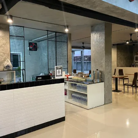 thepeakhostel Отели рядом с достопримечательностью «Станция BTS - Punnawithi»