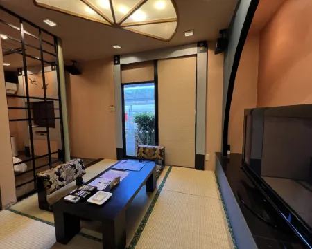 Hotel Karakonosato Hotels in Isahaya
