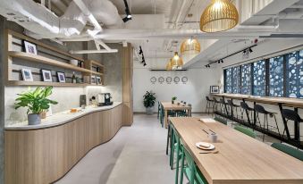 Weave Studios - Kai Tak