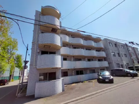 KIYAZA Higashi Sapporo 鄰近東2條公園的酒店