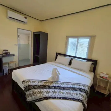 Chang Life Resort Отели рядом с достопримечательностью «Pearl Beach»