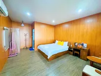 Khu Camping & Homestay Ven Bien Hotels in Ba Ria