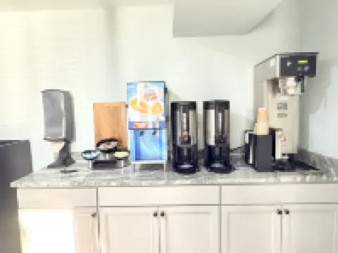 ランターン イン & スイーツ マナティのホテル