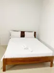 Charlitoz Homestay - parking