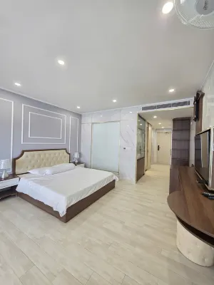 Gold Coast Luxury Apartment - Nha Trang Center 1810 Отели в г. 